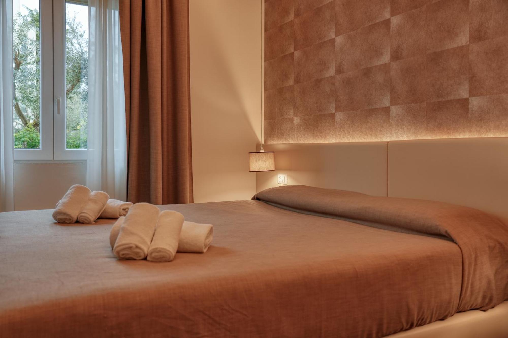 Hotel Palazzo Del Garda & Spa Desenzano del Garda Dış mekan fotoğraf
